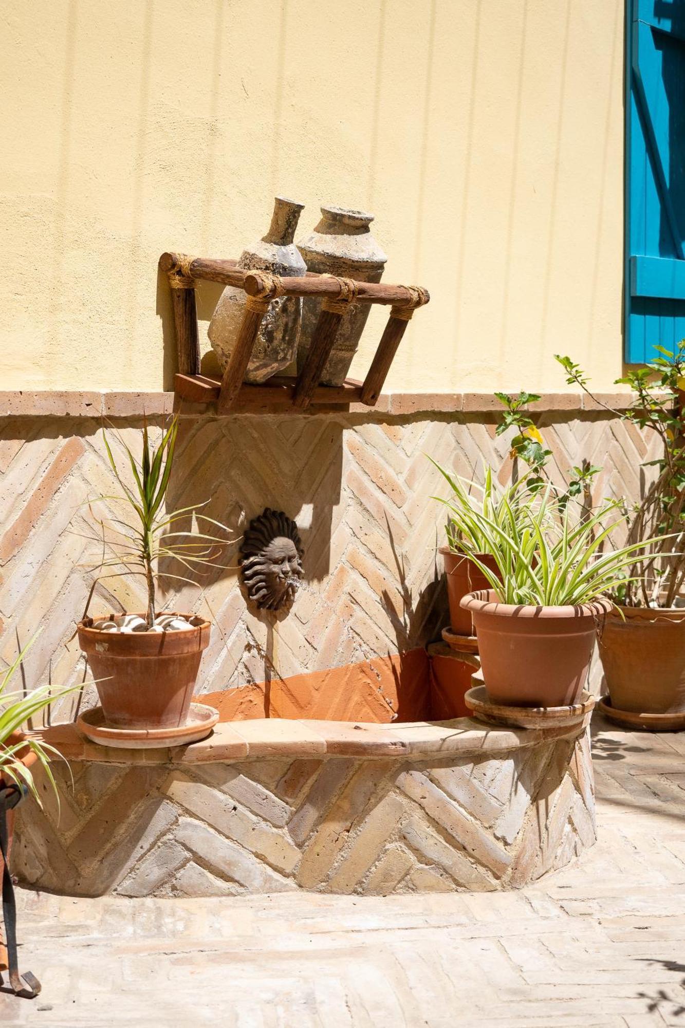 La Casa 1832 Boutique Bed & Breakfast Sanlúcar de Barrameda Exterior photo